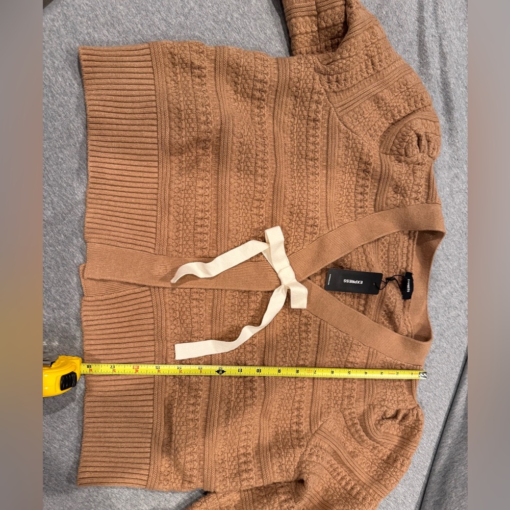 NWT! Express Textured V-Neck Bow Cardigan Size XL - Picture 16 of 16